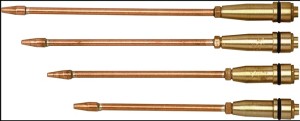 Końcówka palnika rurowa D17 zakres spawania 4-6 mm lekko odgięty, rura miedziana