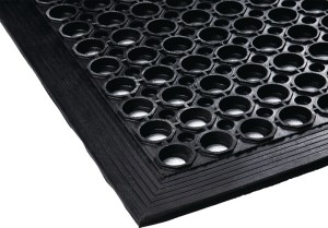 Mata zapobiegająca zmęczeniu szer. 0,9 m x dł. 1,5 m grubość 12 mm czarna NR/SBR