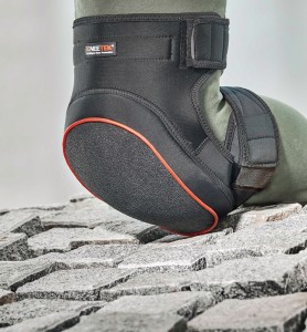 Ochraniacz kolan KevSafe DIN/EN14404 universal czarny KNEETEK