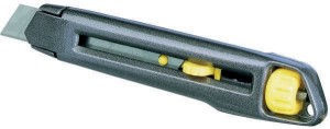 Nóż z łamanym ostrzem Interlock szerokość ostrza 18 mm długość 165 mm korpus met