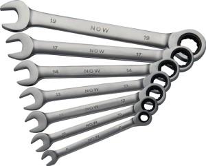 Zest. kluczy oczkowo-płask. z grzechotką 7-częśc. rozmiar klucza 8–19 mm prosta