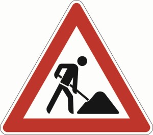 Znaki drogowe VZ 123 Stanowisko pracy Długość 900x2 mm trójkąt RA2 ADCO