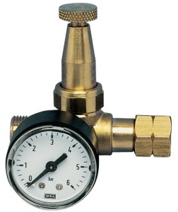Regulator niskiego ciśnienia propanu Mini z manometrem 0,5–4 bar 6 kg/h W 21,8 x