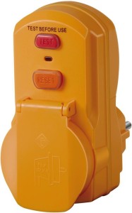 Wtyczka z wyłącznikiem zabezpieczającym BDI-A2 30 16 A 230/50 V / Hz 3680 W IP54