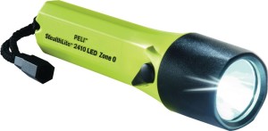 Latarka kieszonkowa LED 2410Z0 153 lm 4 baterie Mignon AA 165 m PELI