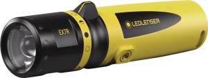 Latarka kieszonkowa LED EX7R 50-220 lm akumulator litowo-jonowy 65-140 m czarny